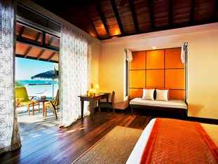 クルンバ モルディブ ホテル(Kurumba Maldives Resort)
